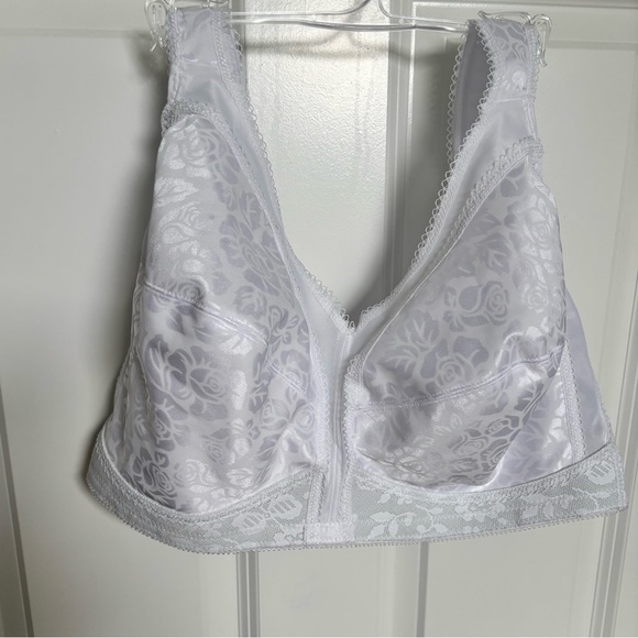PLAYTEX 18-Hour Wireless Bra. Size 48C. White. NWOT. Fast Shipping. See Pics - Picture 9 of 10